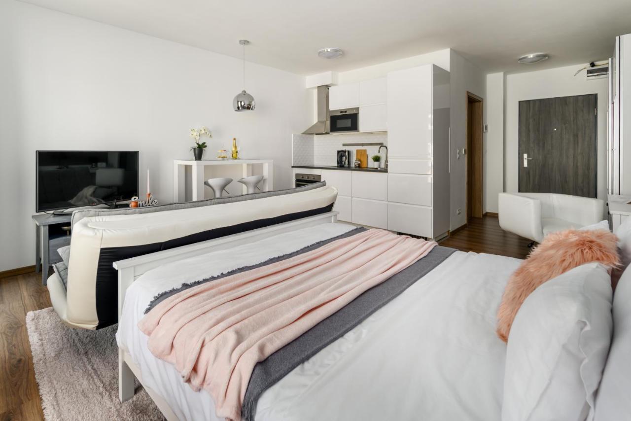 Leonardo50 Apartment บูดาเปสต์ ภายนอก รูปภาพ