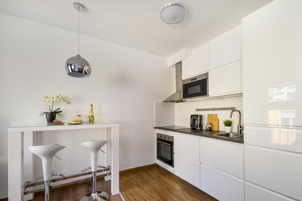 Leonardo50 Apartment บูดาเปสต์ ภายนอก รูปภาพ